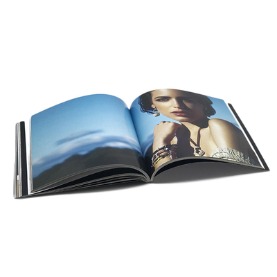 طباعة مجلة Pantone Color Glossy Magazine A3 A4 A5 كتاب صور للكبار